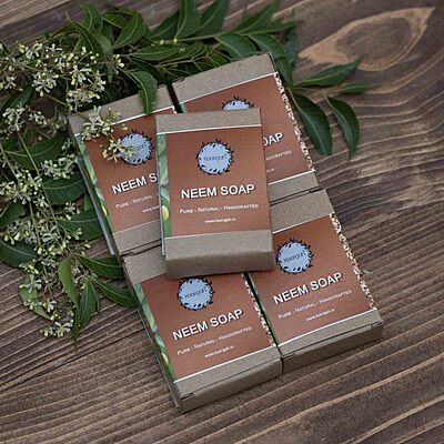 Neem Soap – Herbal Antibacterial Cleanser